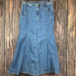 Vintage Collection Long Bell Shaped Denim Skirt- Size Medium